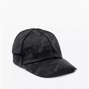 Lululemon License to Train Hat SurroundStretch